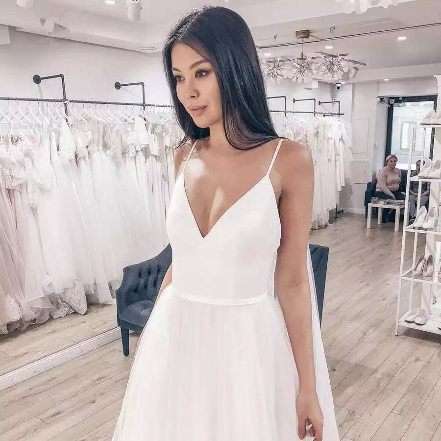Sexy Spaghetti Straps Tulle Skirt Top Satin Sleeveless V-neck Boho Backless 2021 Wedding Dress Bride Dress