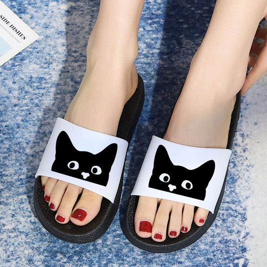 2021 summer cool open-toe beach slippers Comfortable Girls Sandals Black and white cat cute pattern flip flops