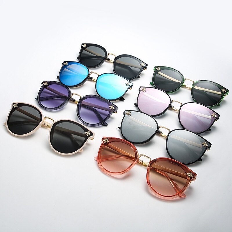 2021 luxury Little bee Fashion for women Sunglasses Men Square Brand Design Sun Glasses Oculos Retro male iron UV400