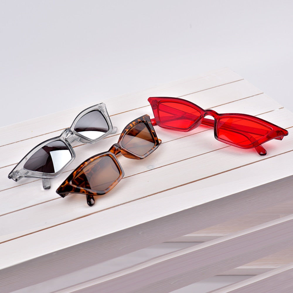 UEESHOP 2021 New Cat Eye Sunglasses Women Brand Design Retro Colorful Transparent Colorful Fashion Cateye Sun Glasses Men