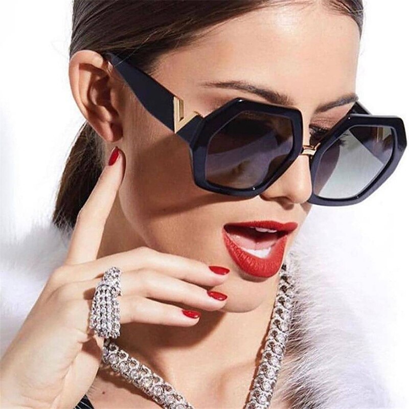 2022 Luxury Square Sunglasses Ladies Fashion Glasses Classic Brand Designer Retro Sun Glasses Women Sexy Eyewear Unisex Shades