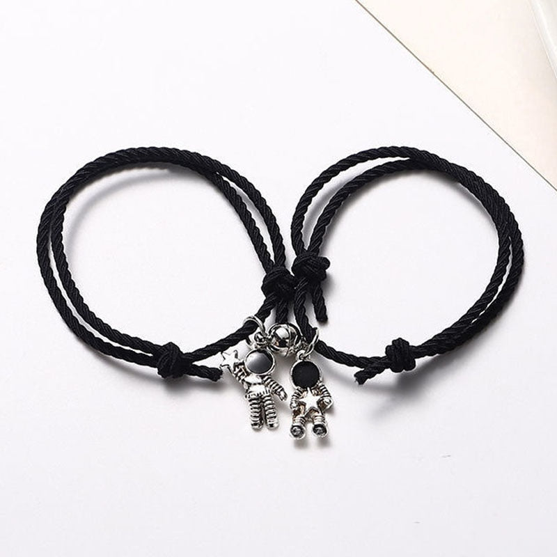 2Pcs Magnetic Couple Necklace Lover Heart Distance Paired Pendant 2021 New Charm Necklace For Women Jewelry Valentine's Day Gift